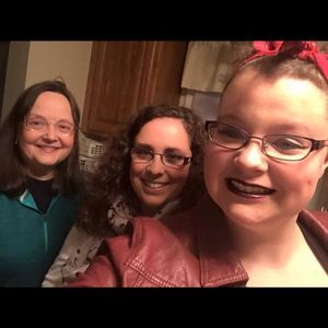 Meet your Posher, Emma